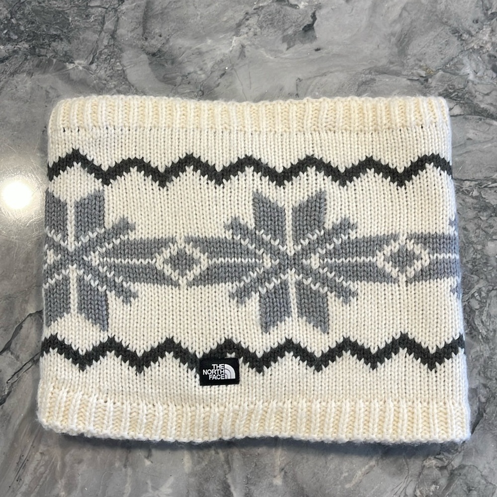 The North Face neck warmer cream/gray/dark gray with fleece lining